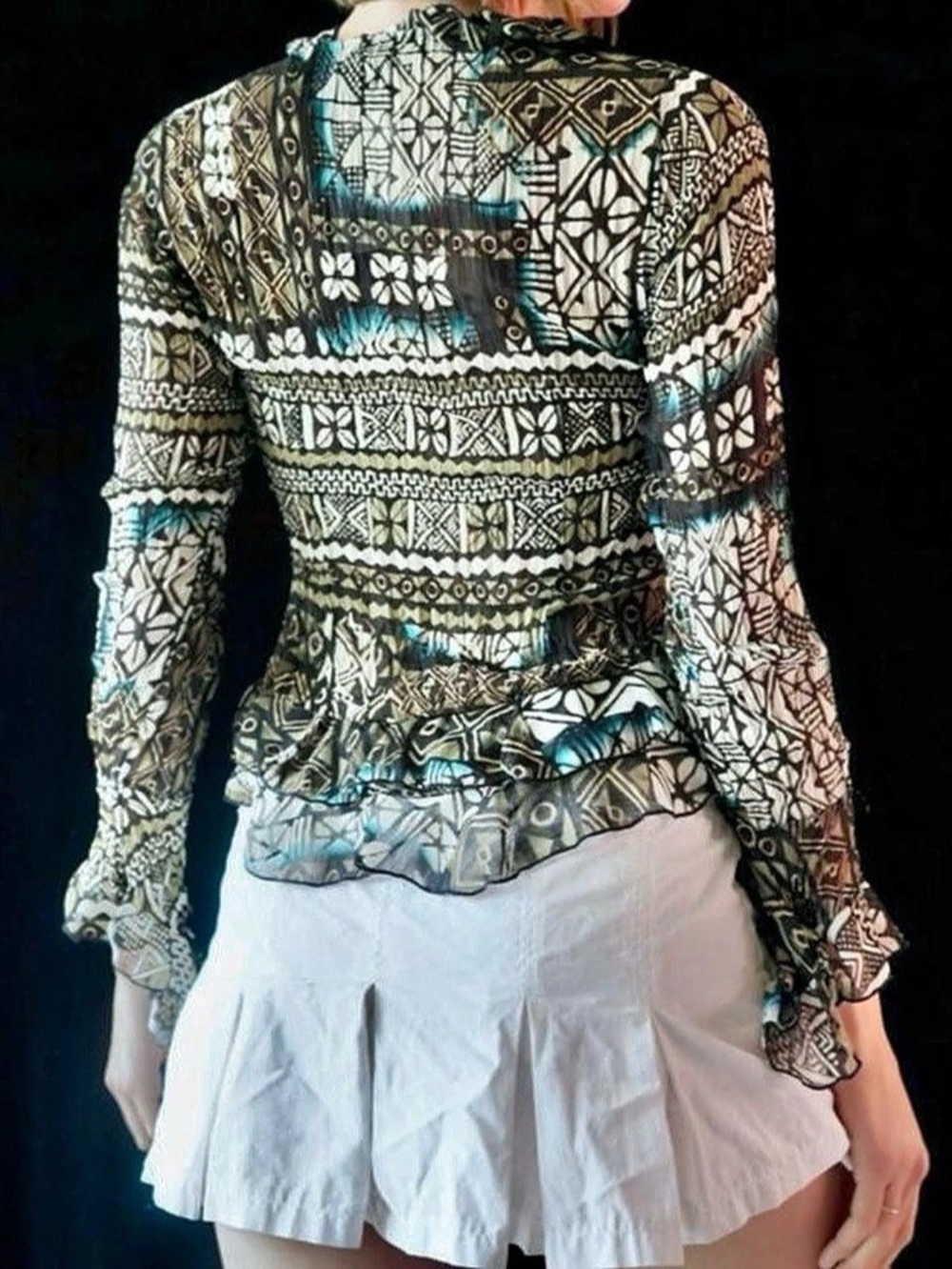 Women's Printed Ruffle Blouse - Picture 4 of 5